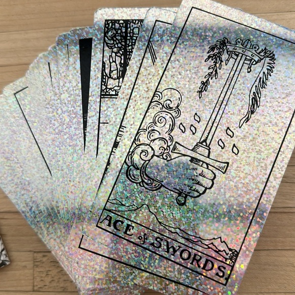 Crystal Tarot Deck by Dark Forrest - Picture 6 of 7